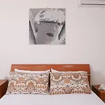 Napoli Centrale Budget Apartment